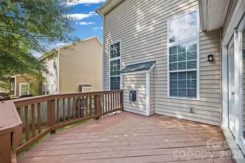 Exterior - 322 Lorraine Rd, Fort Mill, SC 29708 photo 4 of 5