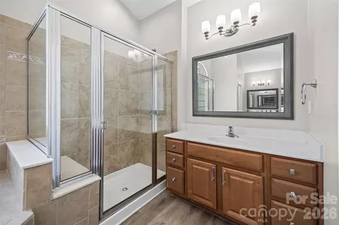 Bath - 322 Lorraine Rd, Fort Mill, SC 29708 photo 3 of 4