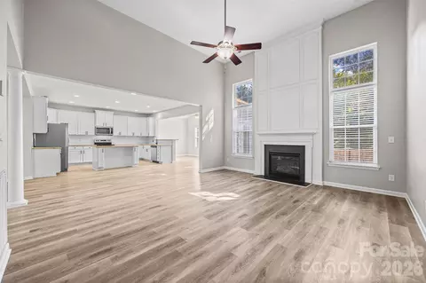 Living - 322 Lorraine Rd, Fort Mill, SC 29708 photo 7 of 7
