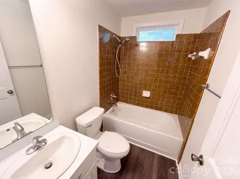 Bath - 3705 Griffith Rd, Monroe, NC 28112 photo 2 of 4