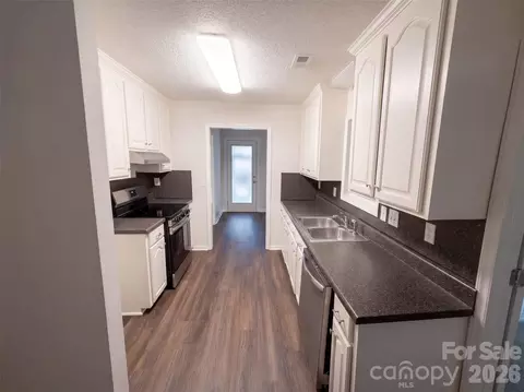 Entry Way - 3705 Griffith Rd, Monroe, NC 28112 photo 1 of 1