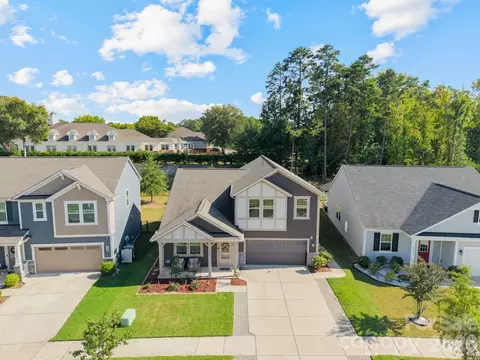 12804 Heath Grove Dr, Huntersville, NC 28078
