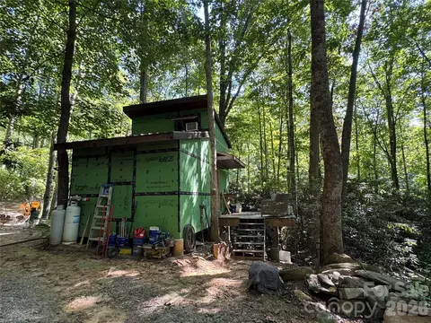 107 Copperhead Cv, Fairview, NC 28730 photo 18
