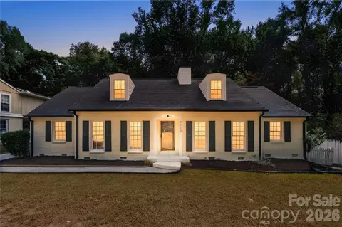 9112 Hinson Dr, Matthews, NC 28105