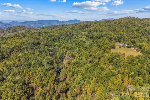 605 Lower Loop Dr, Fletcher, NC 28732 photo 2