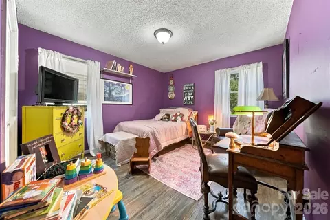 Bedroom - 3115 10th Ne Ave NE, Conover, NC 28613 photo 4 of 4