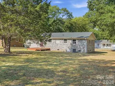 Exterior - 102 Cushman Dr, Chester, SC 29706 photo 3 of 3
