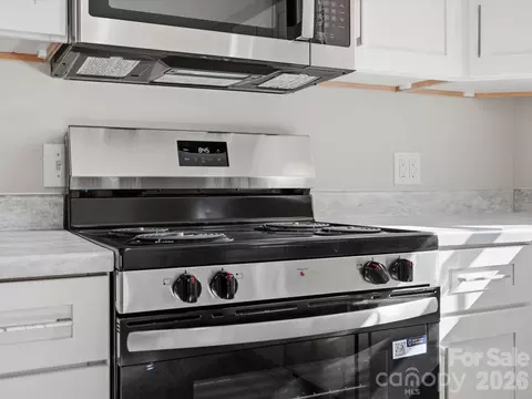 Kitchen - 102 Cushman Dr, Chester, SC 29706 photo 4 of 4