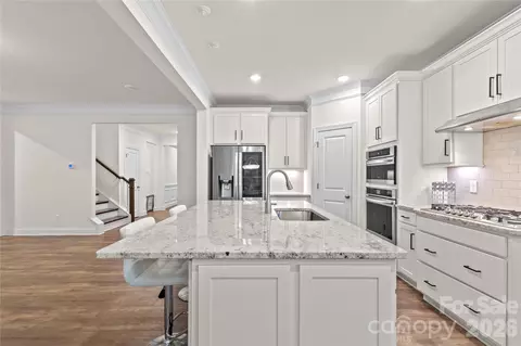 Kitchen - 4020 Clapton Dr, Lancaster, SC 29720 photo 4 of 5