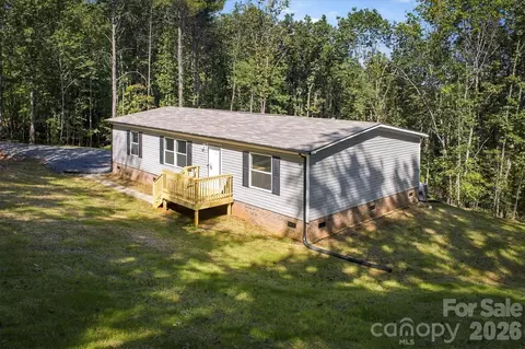 3065 Joshua Trl, Lenoir, NC 28645