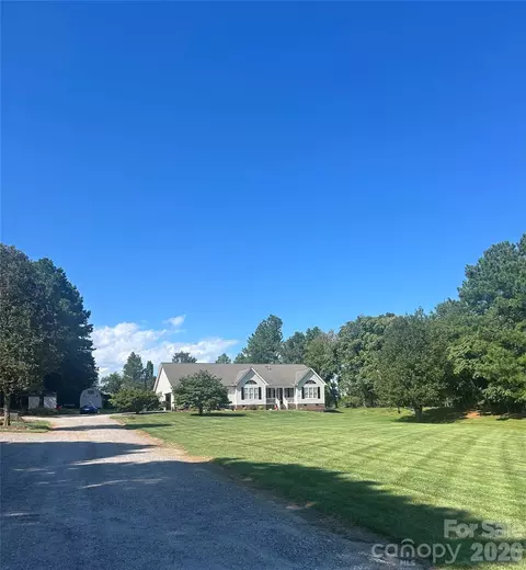 294 Gilbert Rd, Statesville, NC 28677