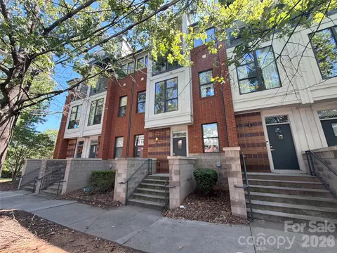 542 N Mcdowell St, Charlotte, NC 28204