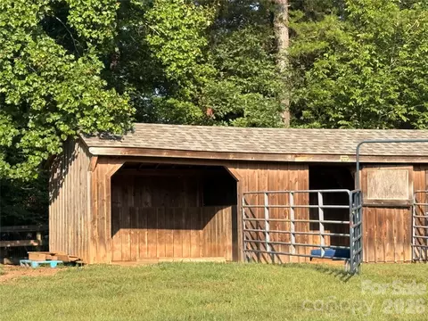 Other - Troy Lane, Tryon, NC 28782 photo 3 of 21