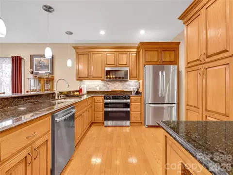 Kitchen - Troy Lane, Tryon, NC 28782 photo 1 of 4