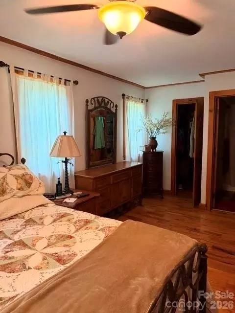 Bedroom - 196 Austin Dr, Marion, NC 28752 photo 3 of 4