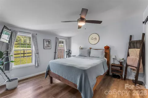 Bedroom - 2495 Piney Rd, Morganton, NC 28655 photo 1 of 5