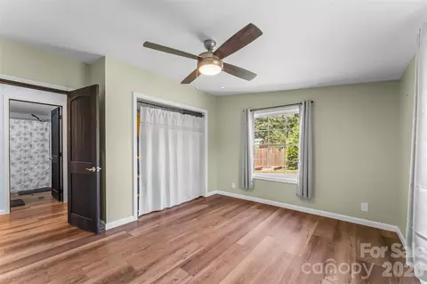 Bedroom - 2495 Piney Rd, Morganton, NC 28655 photo 4 of 5