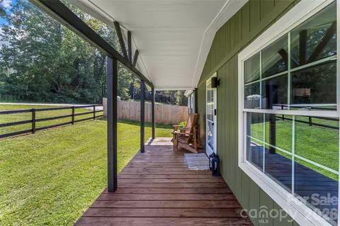 Exterior - 2495 Piney Rd, Morganton, NC 28655 photo 3 of 6