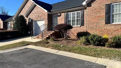 570 Queen Brogan 77 Ct #77, Gastonia, NC 28054