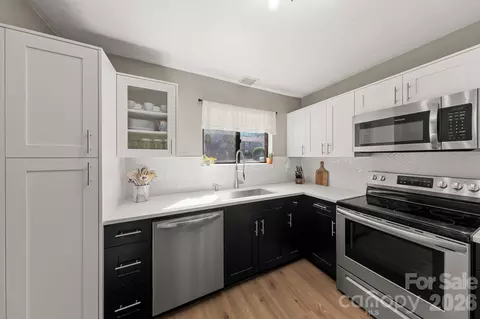 3284 Heathstead I Pl #I, Charlotte, NC 28210