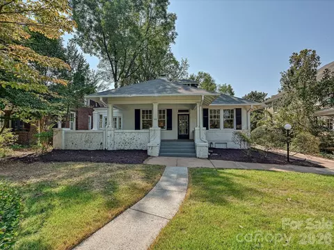 501 Hermitage Ct, Charlotte, NC 28207