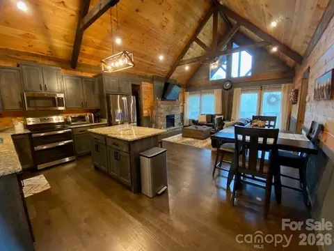 Kitchen - 50 Devin Dr, Murphy, NC 28906 photo 2 of 3