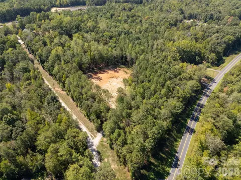 3020 Havenwood Dr, Blackstock, SC 29014