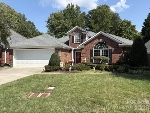 2972 Heritage Commons Ln, Gastonia, NC 28054