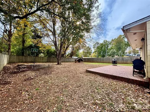 Exterior - 707 W Barr St, Lancaster, SC 29720 photo 6 of 8