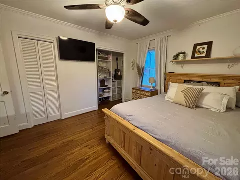 Bedroom - 707 W Barr St, Lancaster, SC 29720 photo 3 of 7