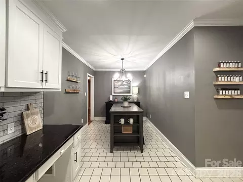 Kitchen - 707 W Barr St, Lancaster, SC 29720 photo 4 of 4