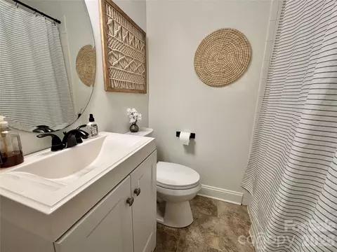 Bath - 707 W Barr St, Lancaster, SC 29720 photo 1 of 4