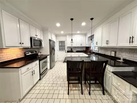 Kitchen - 707 W Barr St, Lancaster, SC 29720 photo 1 of 4