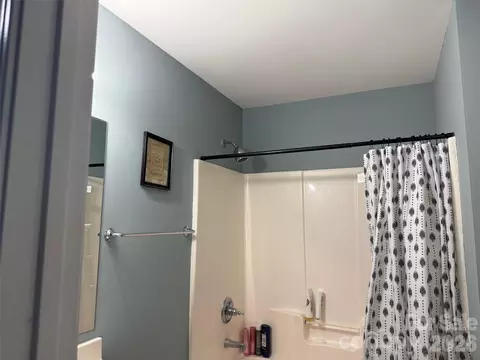 Bath - 2051 E Park Dr, Lancaster, SC 29720 photo 1 of 4