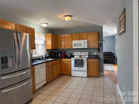 Kitchen - 2051 E Park Dr, Lancaster, SC 29720 photo 1 of 5