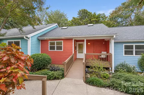 43 Vermont A2 Ct #A2, Asheville, NC 28806
