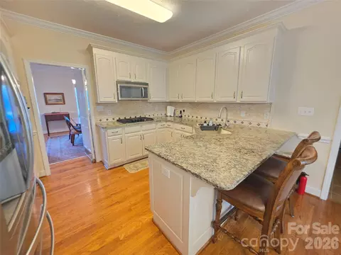 Kitchen - 408 5th Ne Ave NE, Conover, NC 28613 photo 3 of 4