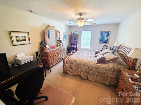 Bedroom - 408 5th Ne Ave NE, Conover, NC 28613 photo 4 of 5