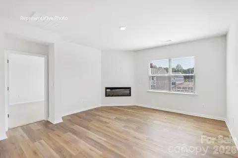459 Dazzle Loop, Newton, NC 28658 photo 4