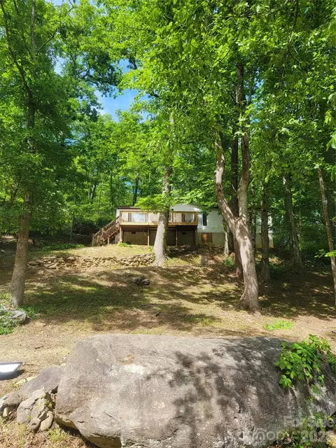 138 Buddy Ln, Chimney Rock, NC 28720
