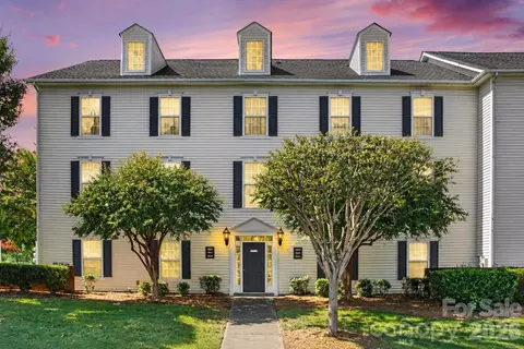 3845 Carl Parmer Dr, Harrisburg, NC 28075