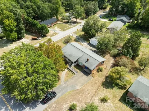 View/Area - 630 E Pigg St, Pageland, SC 29728 photo 1 of 5