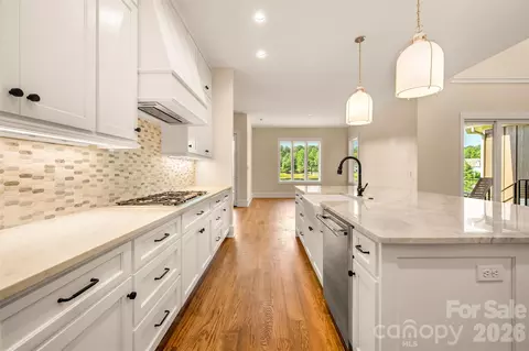 Kitchen - 978 Mapleton Ln, Columbus, NC 28722 photo 4 of 4