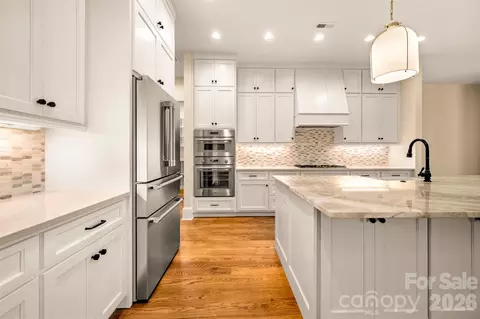 Kitchen - 978 Mapleton Ln, Columbus, NC 28722 photo 3 of 4