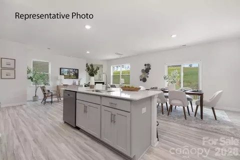 1350 Mammoth Rd, Hickory, NC 28602 photo 11