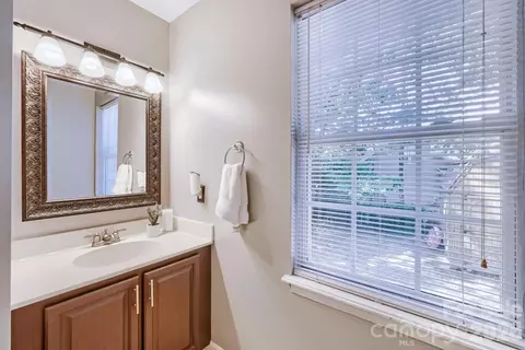 Bath - 7742 Red Robin Trl, Denver, NC 28037 photo 3 of 4