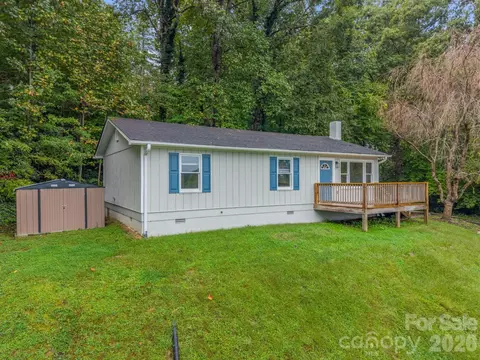 117 Drexel Rd, Hendersonville, NC 28739