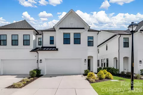 6113 Mariemont Cir, Charlotte, NC 28226