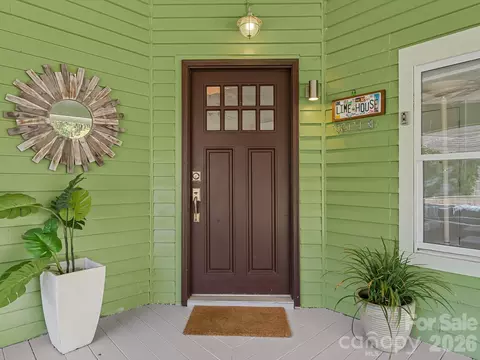 Exterior - 541 W Probart St, Brevard, NC 28712 photo 6 of 13