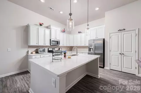 Kitchen - 8204 Mccormick St, Terrell, NC 28682 photo 2 of 4